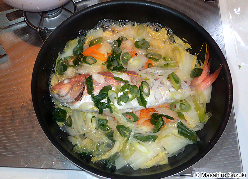 イトヨリダイ Nemipterus virgatus