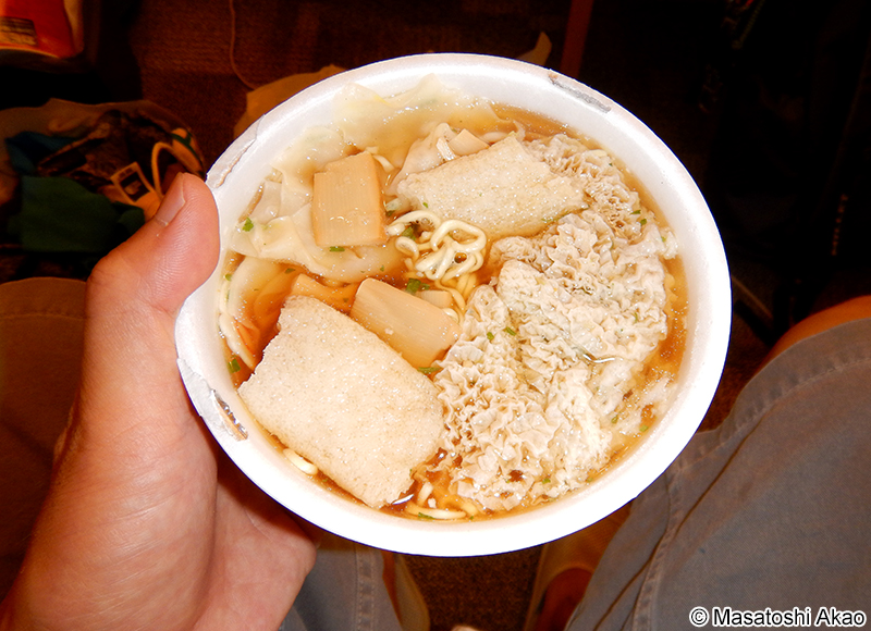 キヌガサタケ Phallus indusiatus